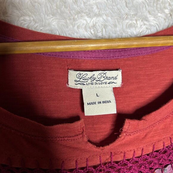 Lucky Brand Women’s Large Maroon Blouse with Lace Scoop Neck Detailing - Picture 4 of 10